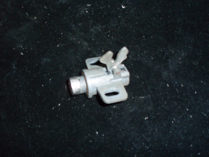 1961 Buick Electra handskfackslås