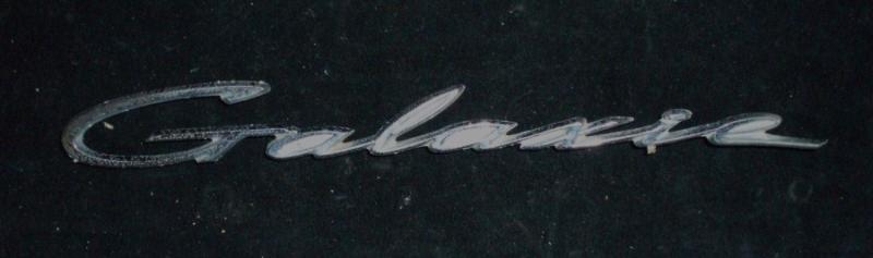 1961 Ford Galaxie emblem framskärm vänster