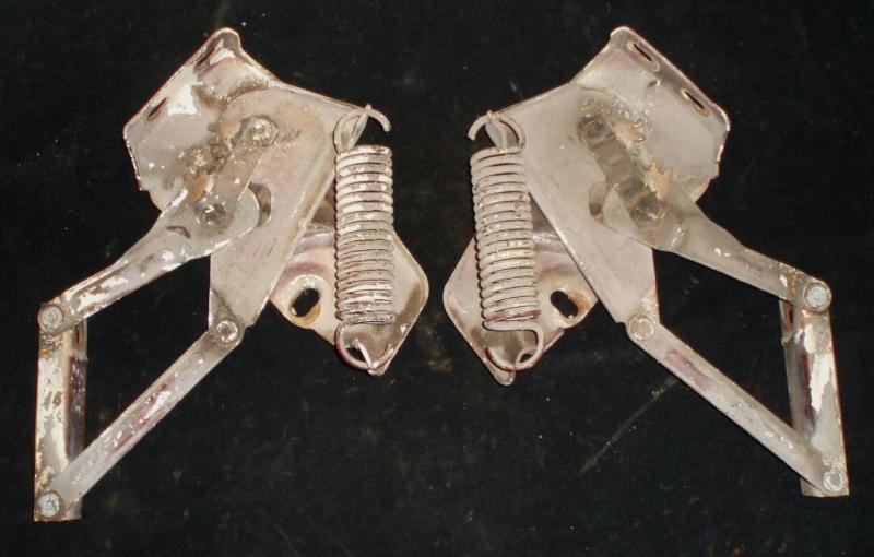 1961 Dodge huvgångjärn par