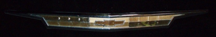 1961 Chevrolet emblem