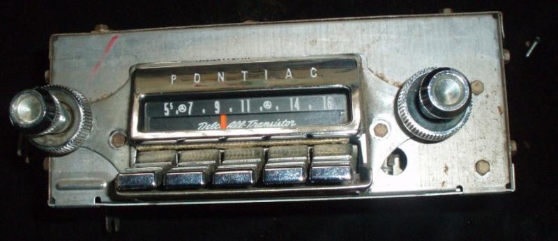 1962 Pontiac radio (not tested)