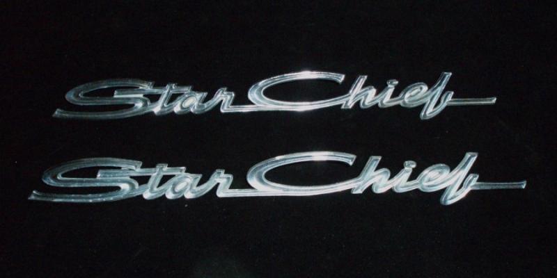 1962 Pontiac Star Chief emblem (par)