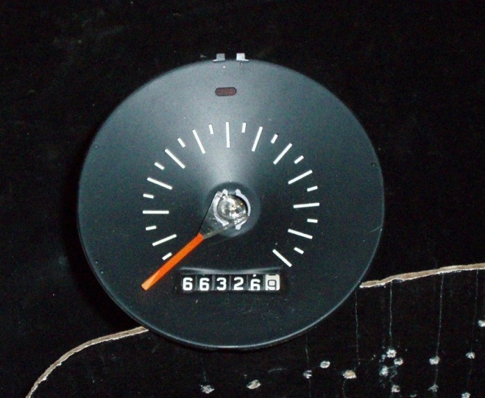 1962 Thunderbird speedometer