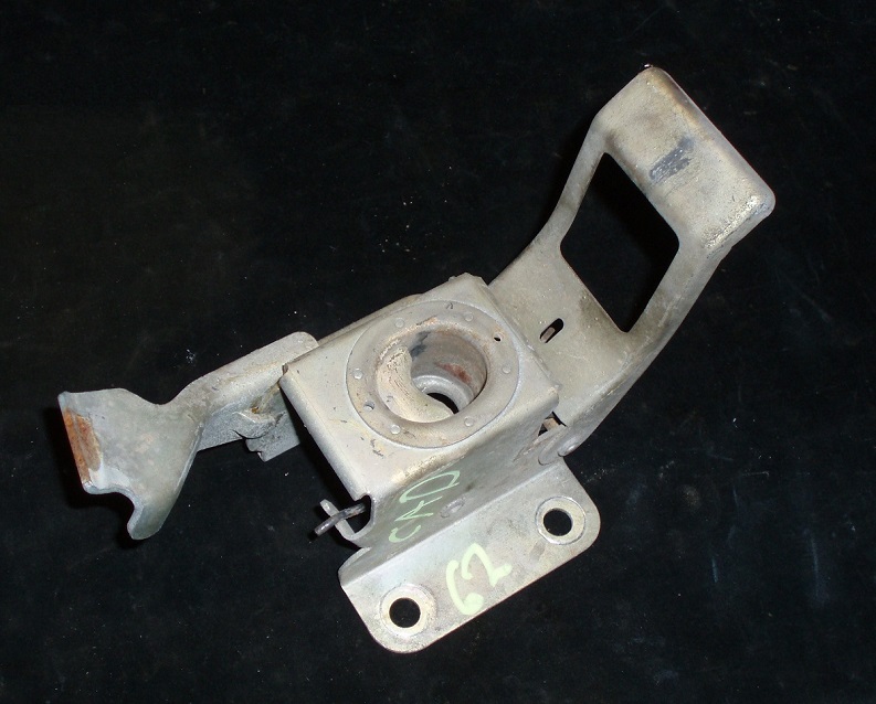 1962 Cadillac huvlås