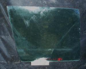 1962 Chrysler 4dr sedan side window front right