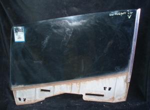 1962 Chrysler Newport 2dr side window front left
