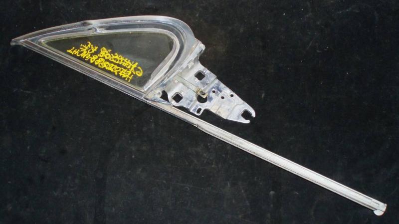 1962 Oldsmobile 88 4dr ht ventilationsruta enhet höger