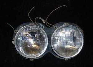 1962 Pontaic headlight pot left
