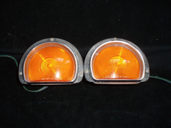 1963 Buick Electra turn signal light (pair)