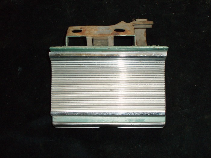 1963 Chrysler 300 fuel cap lid