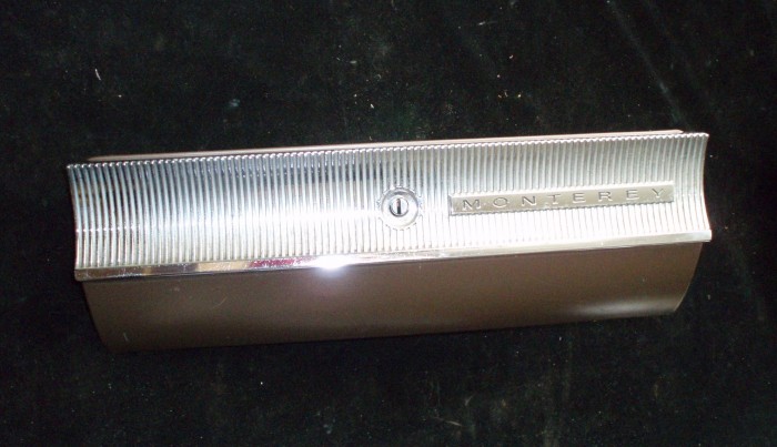 1963 Mercury Monterey handskfackslucka