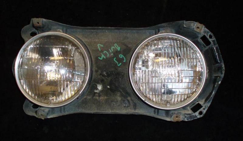 1963 Buick lamppotta vänster