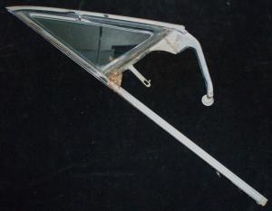 1963 Pontiac ventilation window unit right