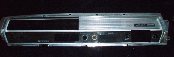 1964 Oldsmobile F85 kromram instrumentering