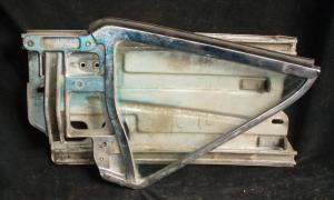 1964 Mustang side window rear right