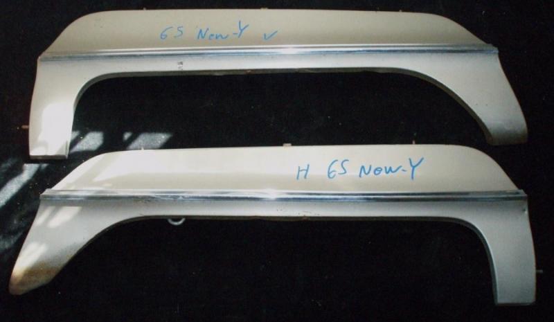 1965 Chrysler New Yorker fender skirt pair