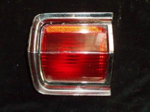 1965 Plymouth baklampa vänster