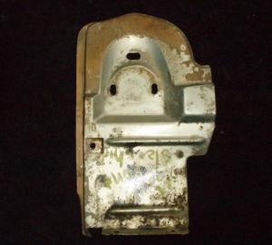 1965 Pontiac Catalina plåt under strålkastare vänster