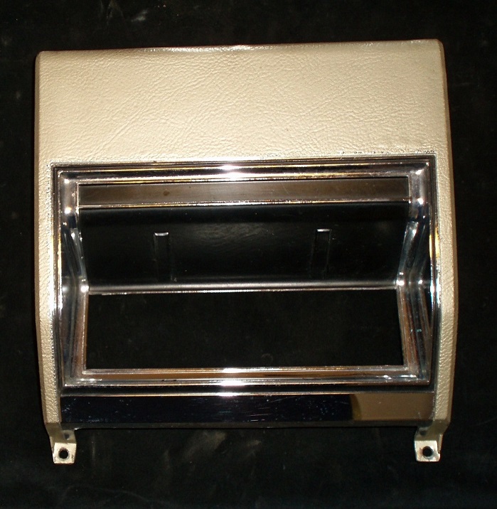 1965 Buick LeSabre instrumentation rim