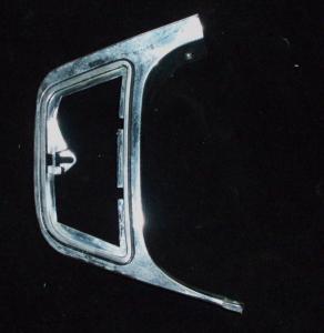 1966 Dodge Charger kromsarg bak vänster