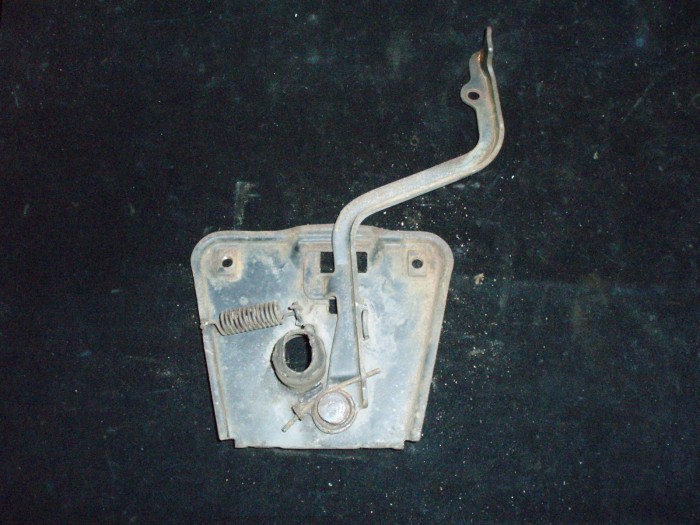 1966 Pontiac Tempest hood lock