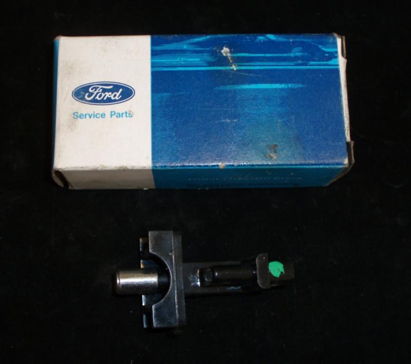 1966 Lincoln contact to vacuum trunk C6VY-5343382-A N.O.S.