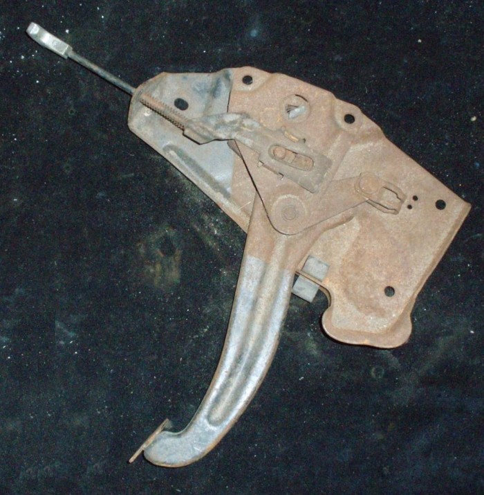 1967 Falcon handbrake mechanism