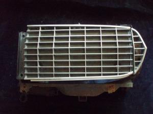 1967 Thunderbird grill part right