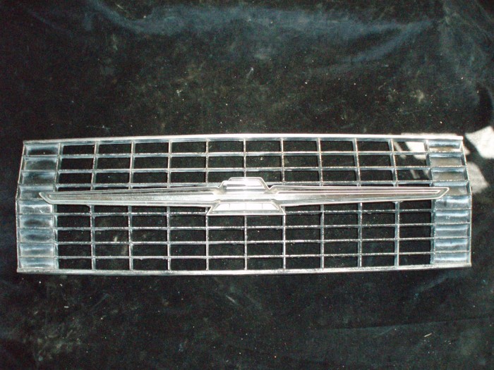 1967 Thunderbird grill del