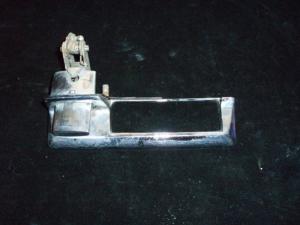 1967 Imperial dörrhandtag vänster