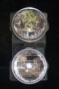 1967 Cadillac headlight pot right