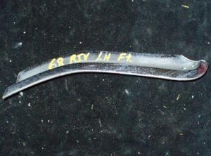 1968 Buick Riviera kromlist fram vänster