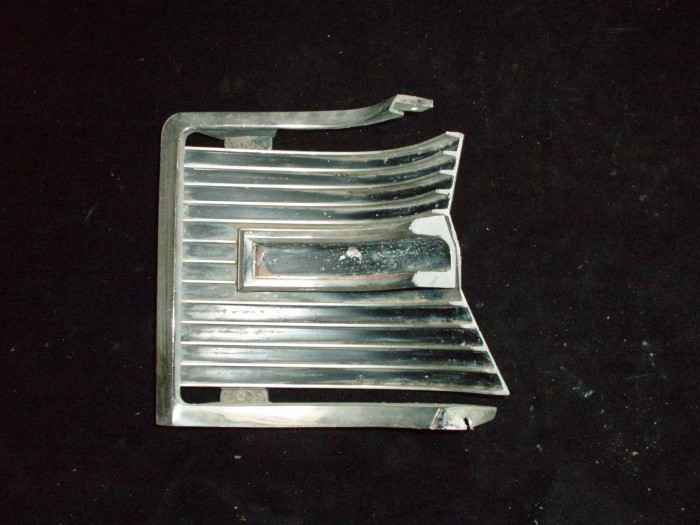 1968 Chrysler 300 grill del höger