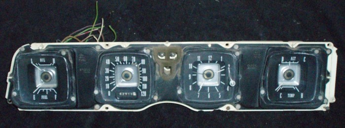 1968 Lincoln Mark III instrument housing