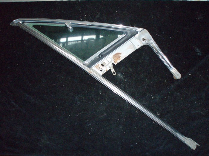 1968 Chrysler New Yorker ventilation window unit right