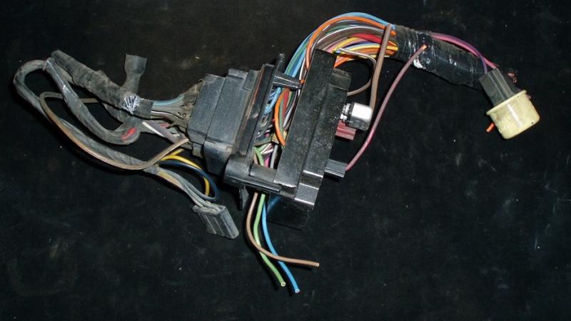 1968 Buick Electra fuse holder