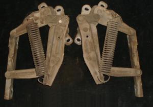 1968 Mercury hood hinge pair