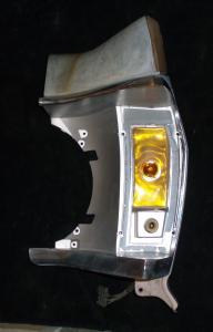 1968 Mercury Monterey skärmförlängare framskärm vänster (med krom)