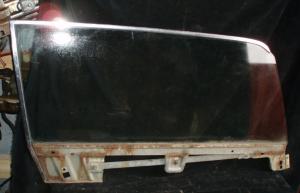 1968 Mustang side window front right