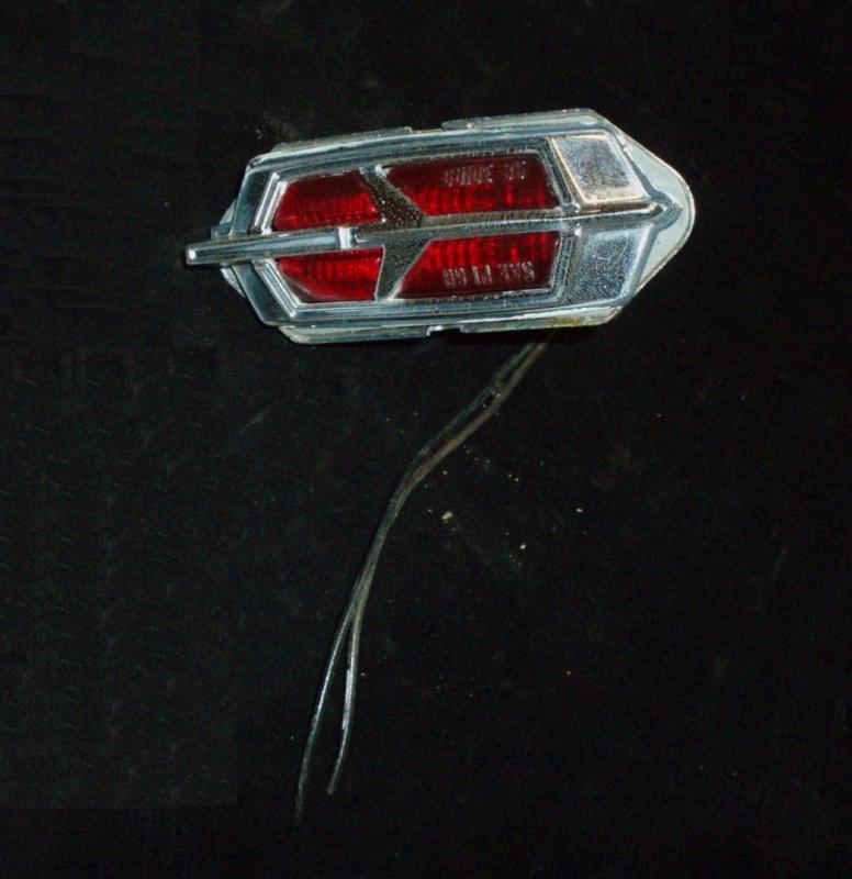1968 Oldsmobile 98 side light