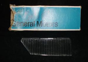 1969 Buick Electra, Wildcat corner light glass left n.o.s. 