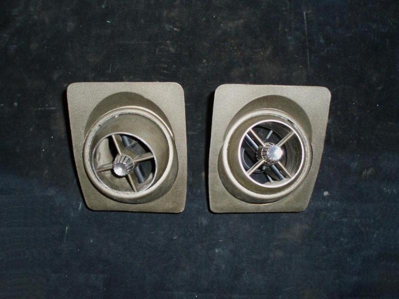 1969 Chrysler 300 fresh air blown pair