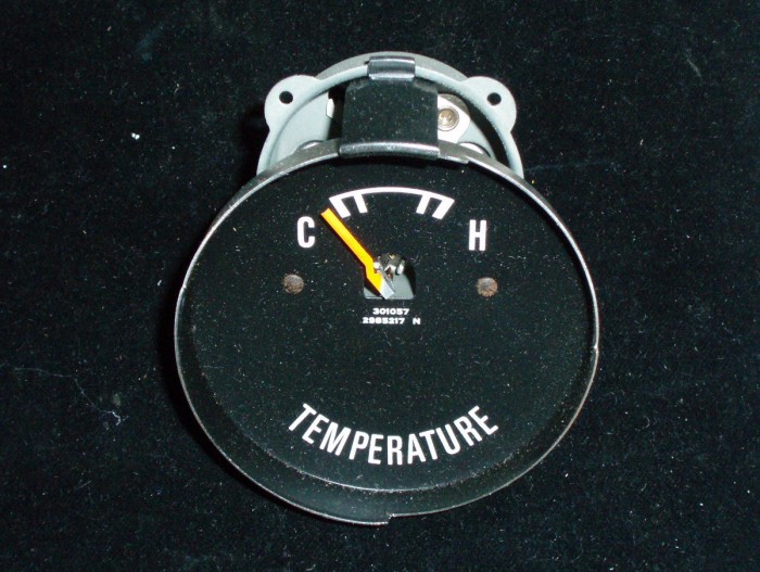 1970 Dodge Charger temp gauge