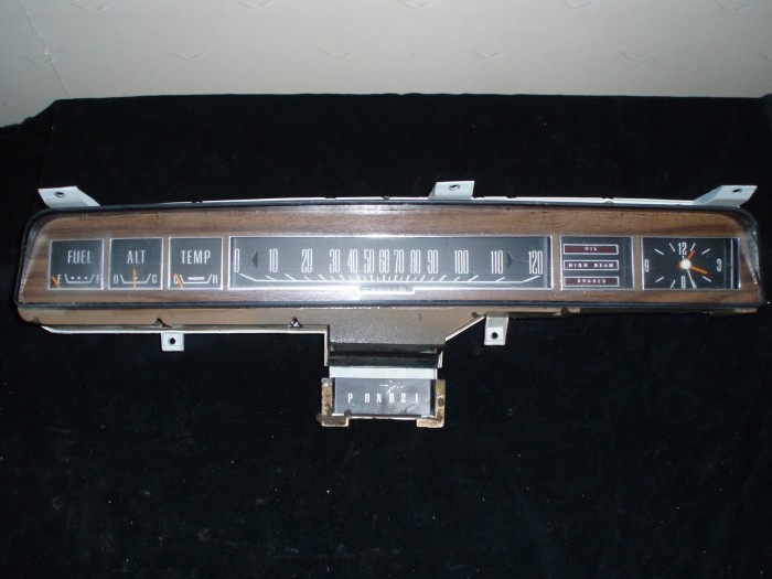 1970 Dodge Polara instrumenthus