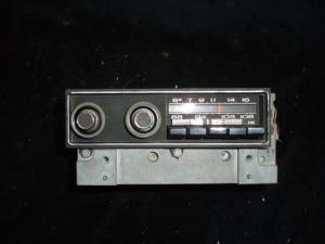 1970 Plymouth Fury radio am-fm (ej testad)