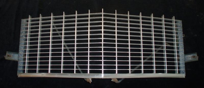 1970 Cadillac grill (småskador i mitten)