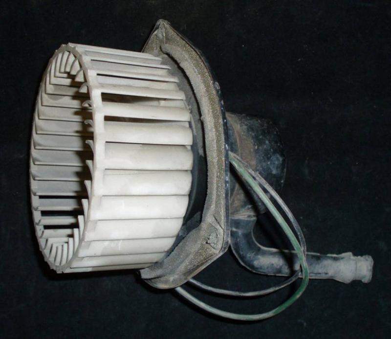 1970 Plymouth Fury fan motor