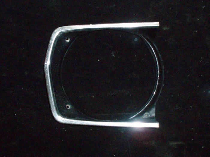 1971 Plymouth Duster headlight door right