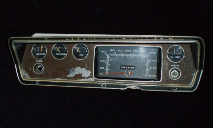 1971 Plymouth Valiant instrumenthus