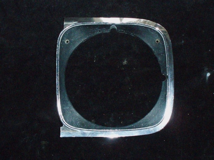 1972 Chevrolet Chevelle headlight door left